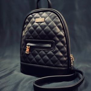 Black women’s backpack